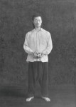 三浦 明範／MIURA akinori：MAN STANDING P150 シルバーポイント・墨・黒鉛
